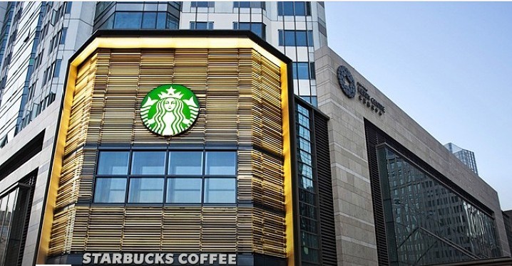 星巴克密集開店背后的商業(yè)邏輯是什么？|餐飲界