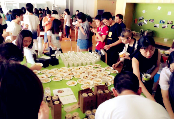 民間手工小吃也有爆品思維？坊鮮融資100萬(wàn)后的實(shí)踐啟發(fā)|餐飲界