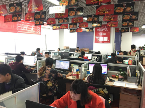 一舉邁入億元級(jí)電商俱樂(lè)部，白家食品憑什么？|餐飲界