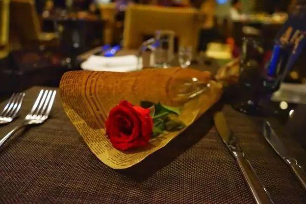 6個餐廳營銷怪招，讓顧客心甘情愿多掏錢！|餐飲界