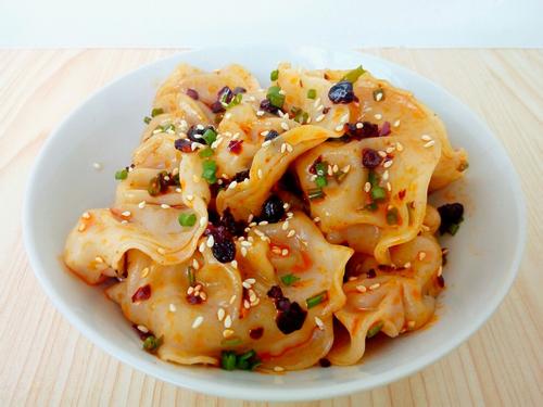 辣醬市場“降維打擊”來勢洶洶，老干媽品牌能攻守自如嗎？|餐飲界