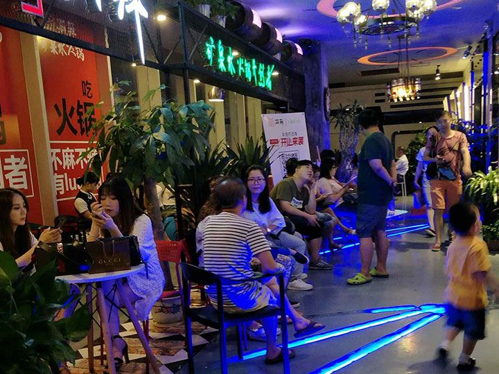 面對(duì)眾多火鍋品牌，火鍋加盟商如何確定哪個(gè)才是正確的選擇