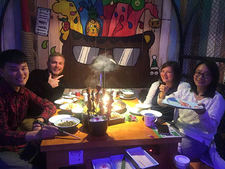 知道你抵擋不住火鍋的誘惑，一份美食大餐免費(fèi)送給你