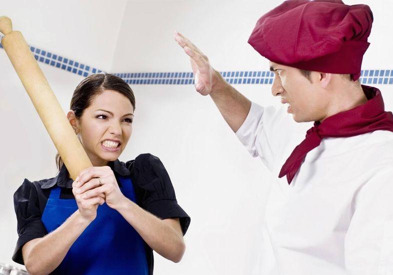 店長和廚師長又開打，老板用水管才把他們“澆”開|餐飲界