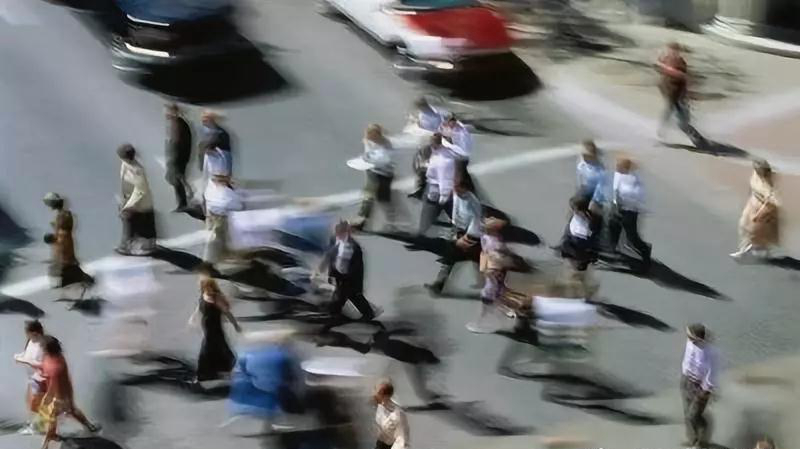 新創(chuàng)餐飲品牌，首店以慢勝快的“讓”戰(zhàn)略|餐飲界