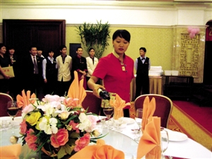 員工主動(dòng)辭職，糊涂公司賠2萬(wàn)余元！餐企如何規(guī)避用工風(fēng)險(xiǎn)？|餐飲界