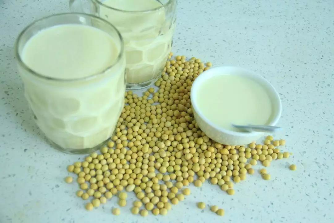 新消費(fèi)下的國(guó)民飲料“豆?jié){”：有多深的低谷，就有多大的機(jī)會(huì)|餐飲界