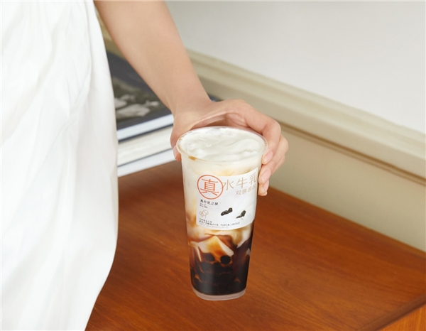 喜茶上新水牛乳雙拼波波，帶來全新真牛乳風(fēng)味|餐飲界