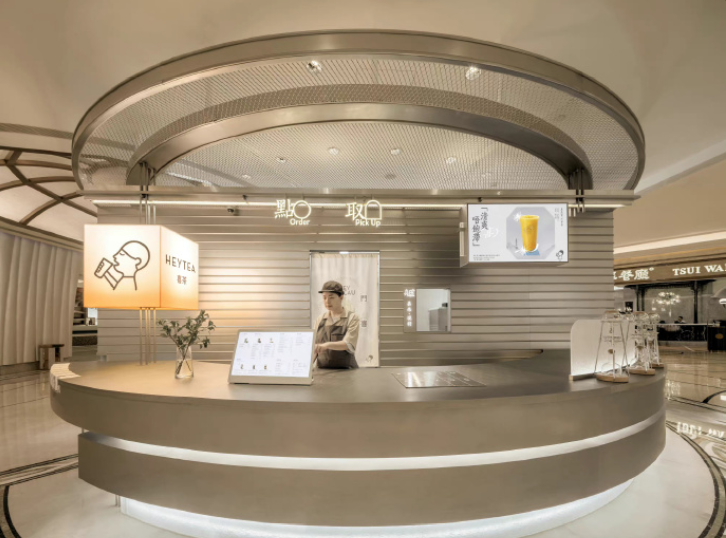 喜茶、霸王茶姬“組團”出海，留學生們等不及喝奶茶？|餐飲界