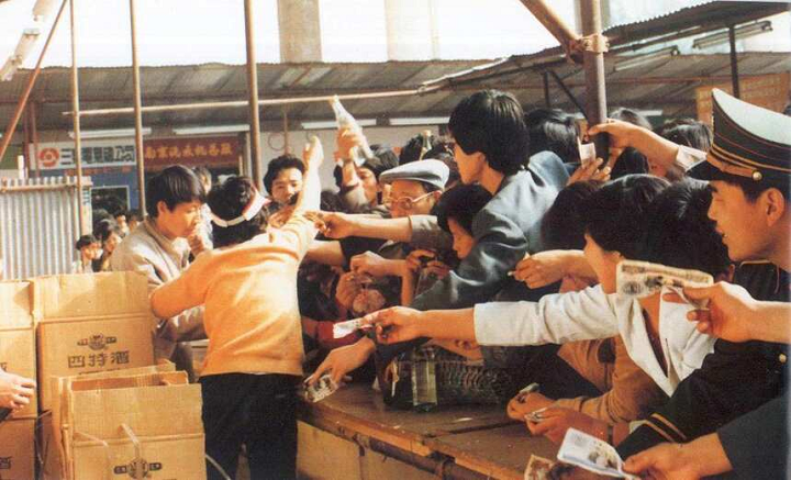 一火就是70年，四特酒穩(wěn)坐江西白酒龍頭地位|餐飲界