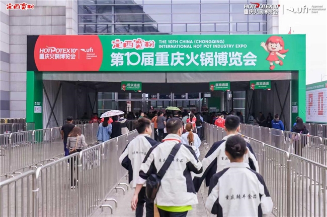 睿食拓副總裁張?jiān)撼龊３晒? 數(shù)字化基建× 數(shù)據(jù)驅(qū)動(dòng) × 敏捷運(yùn)營